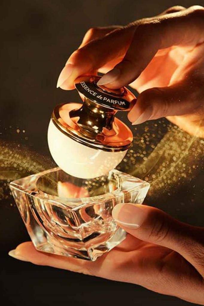 Avon Attraction Addicted Essence de Parfum