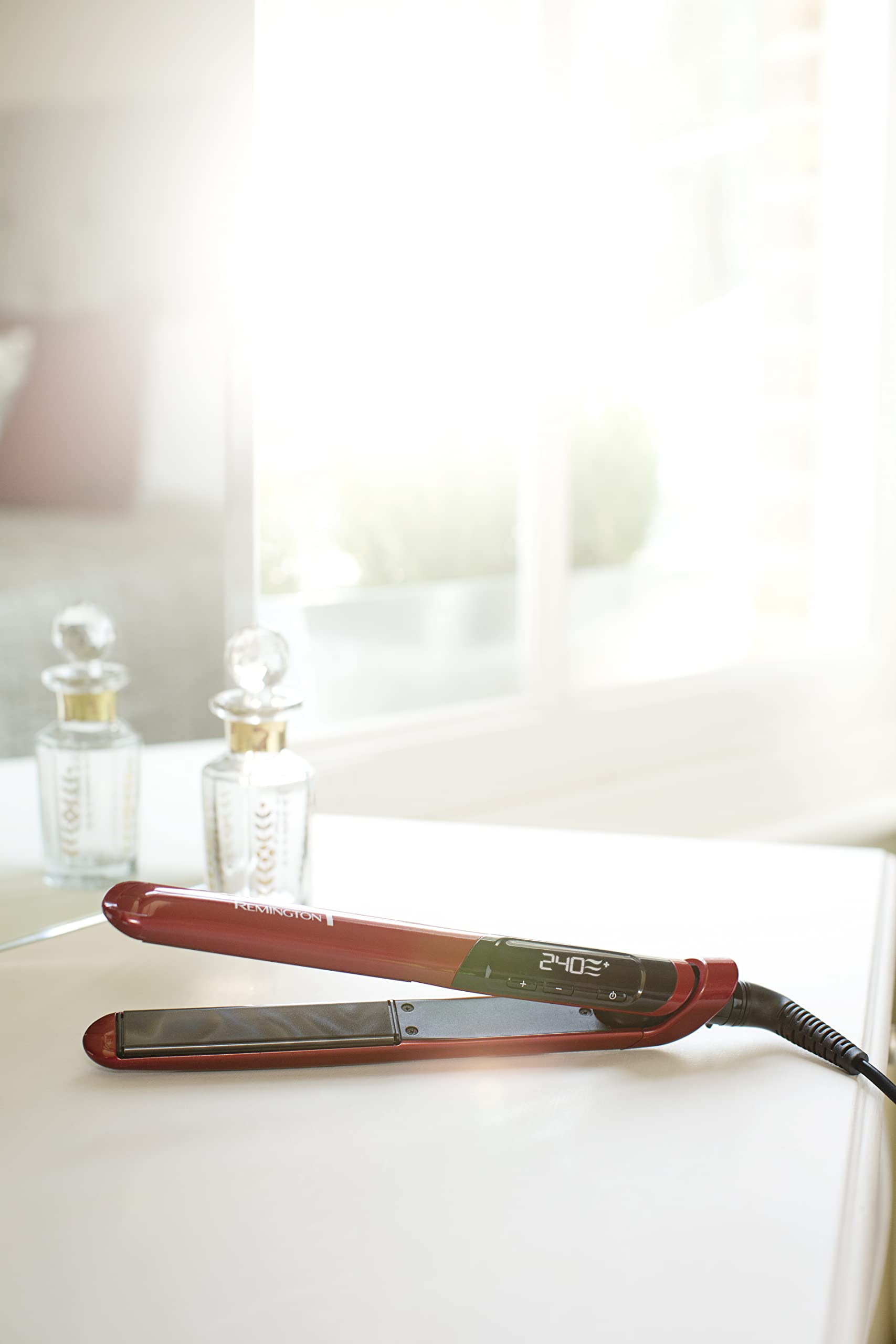 Remington S9600 Silk Straightener - Red