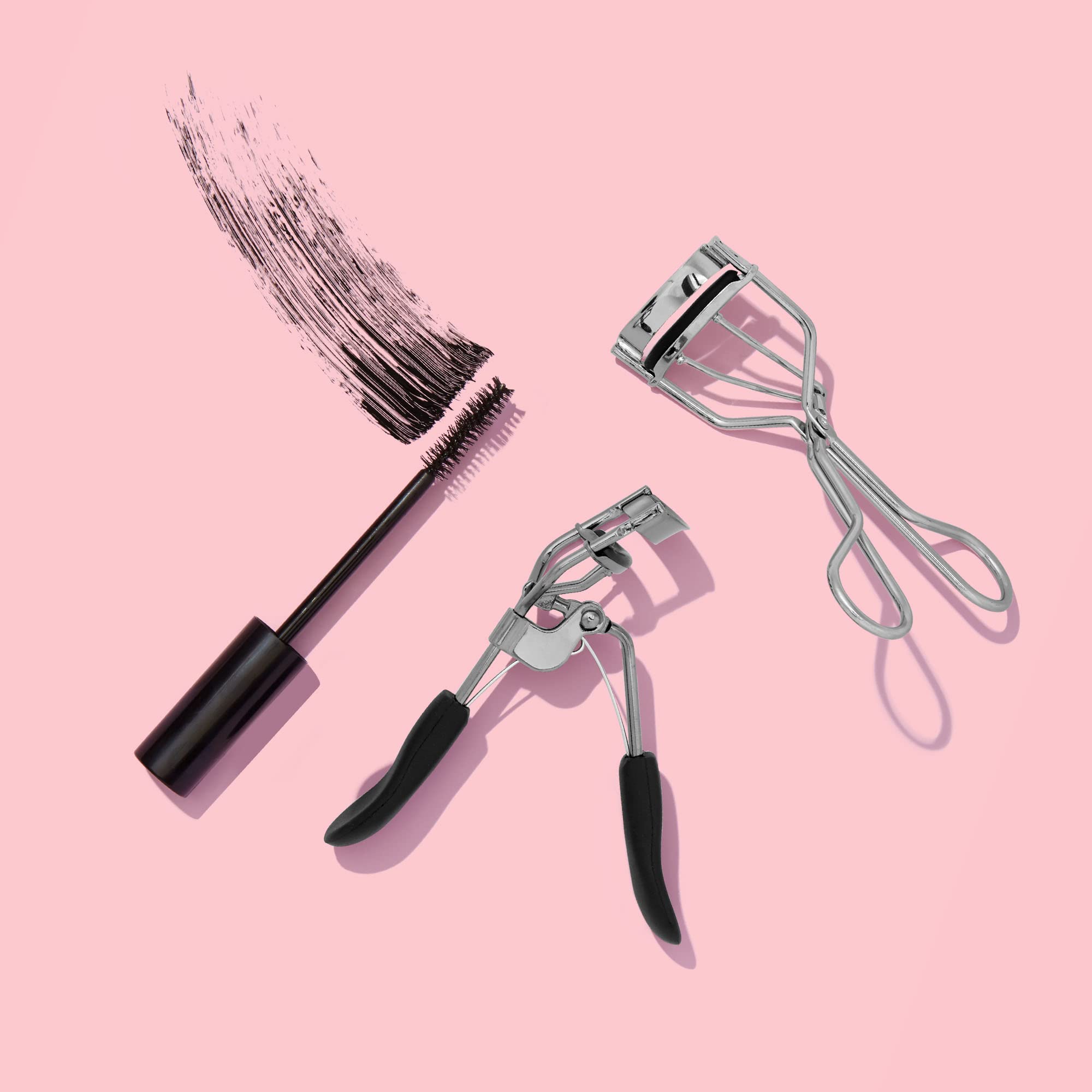 e.l.f. Pro Eyelash Curler Strong, Contoured, Lifting Creates Long Lasting, Eye-Opening, Voluminous Lashes Includes Additional Rubber Replacement Pad Gunmetal,84067