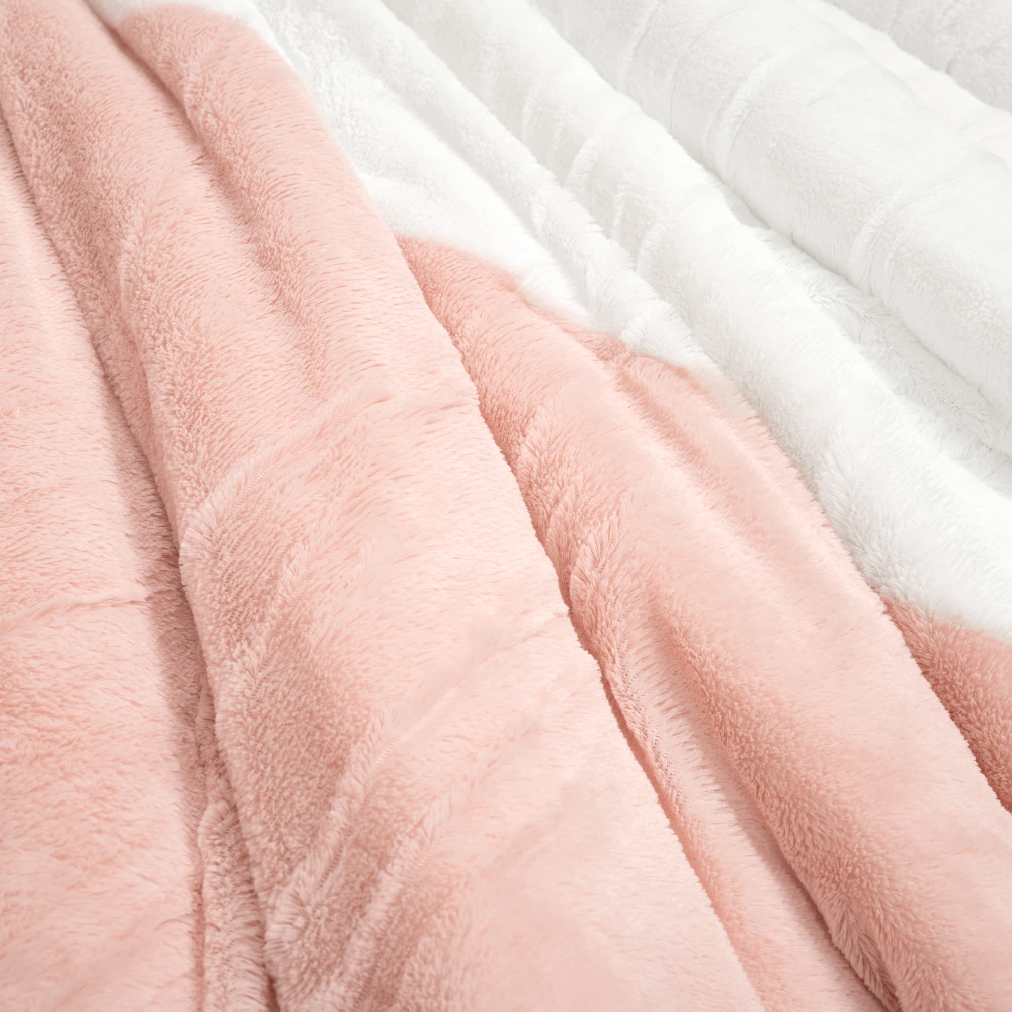 Lush Decor Dusty Rose Faux Fur Comforter Set for Full/Queen