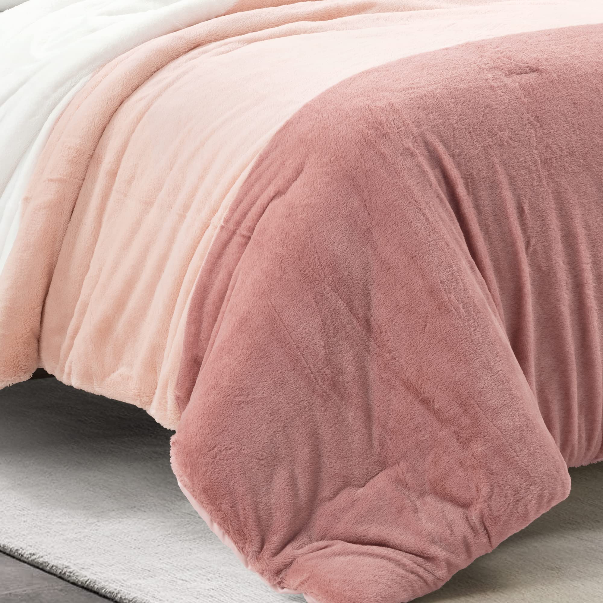 Lush Decor Dusty Rose Faux Fur Comforter Set for Full/Queen