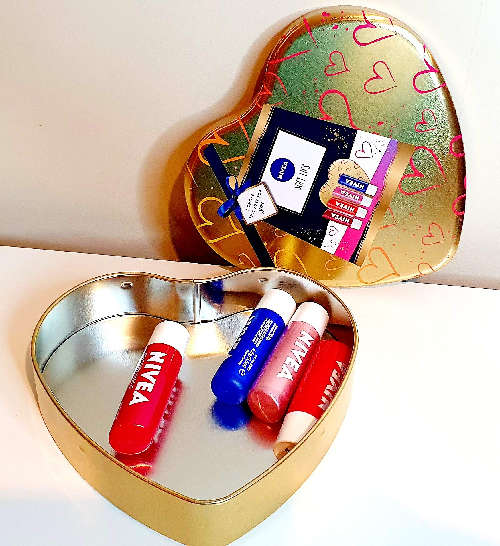 NIVEA Soft Lips Gift Pack - 5 Flavours