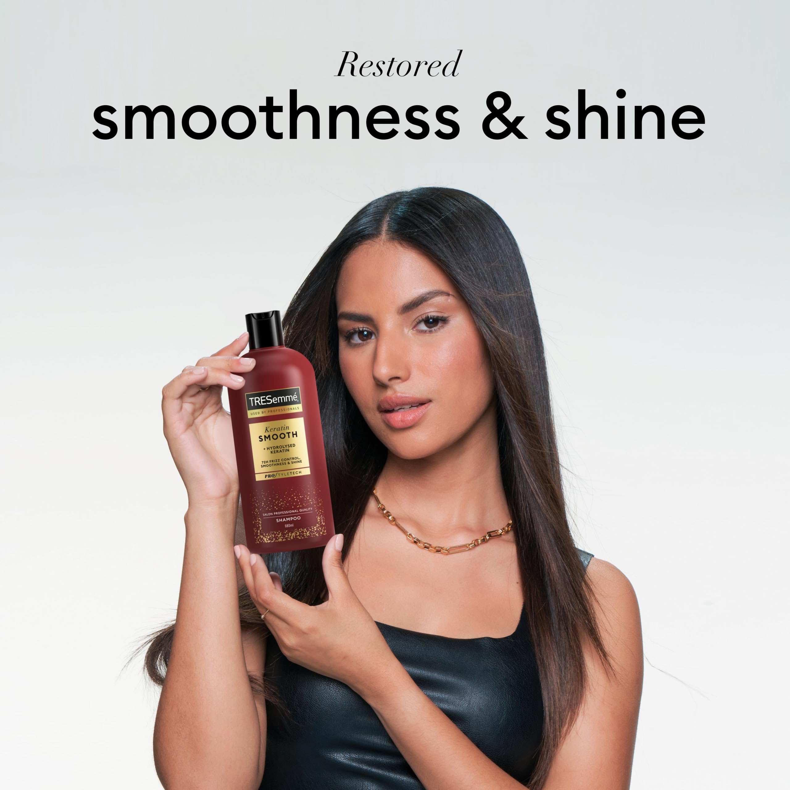 TRESemme Keratin Smooth Shampoo salon professional quality hair care for 72h frizz control, smoothness & shine 680 ml